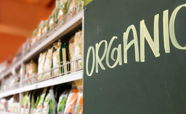 9 Organic Food and Flavor Trends Taking Over the Grocery Store